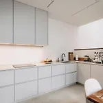 Luxe House For 4 Personen - Free Parking - 2br Neuss