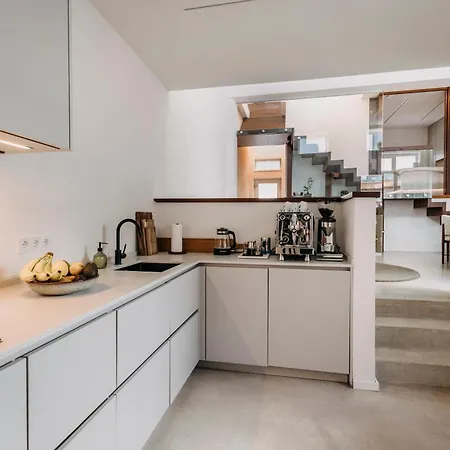 Luxe House For 4 Personen - Free Parking - 2br * Neuss