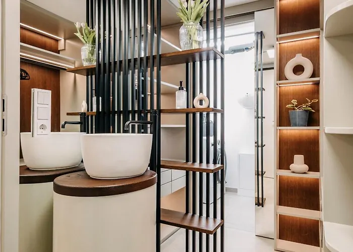 Luxe House For 4 Personen - Free Parking - 2br Vakantiehuis *