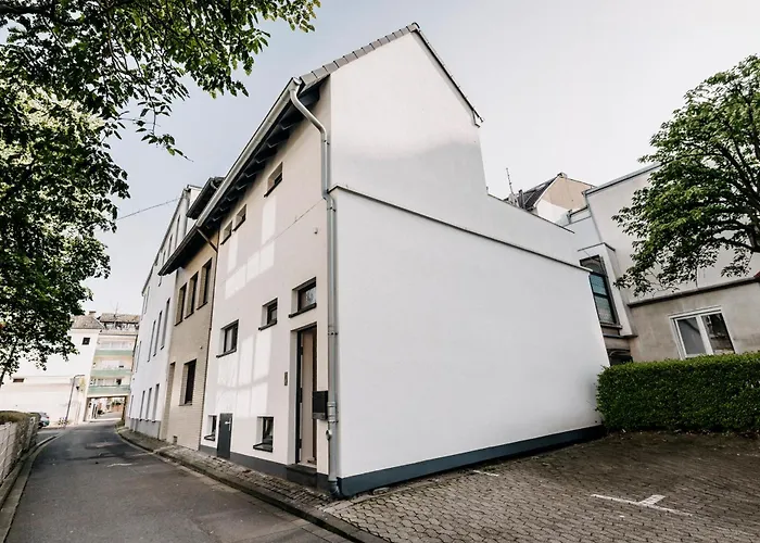 Luxe House For 4 Personen - Free Parking - 2br *